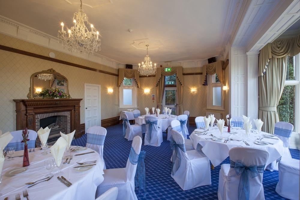 The Birch 3* Haywards Heath