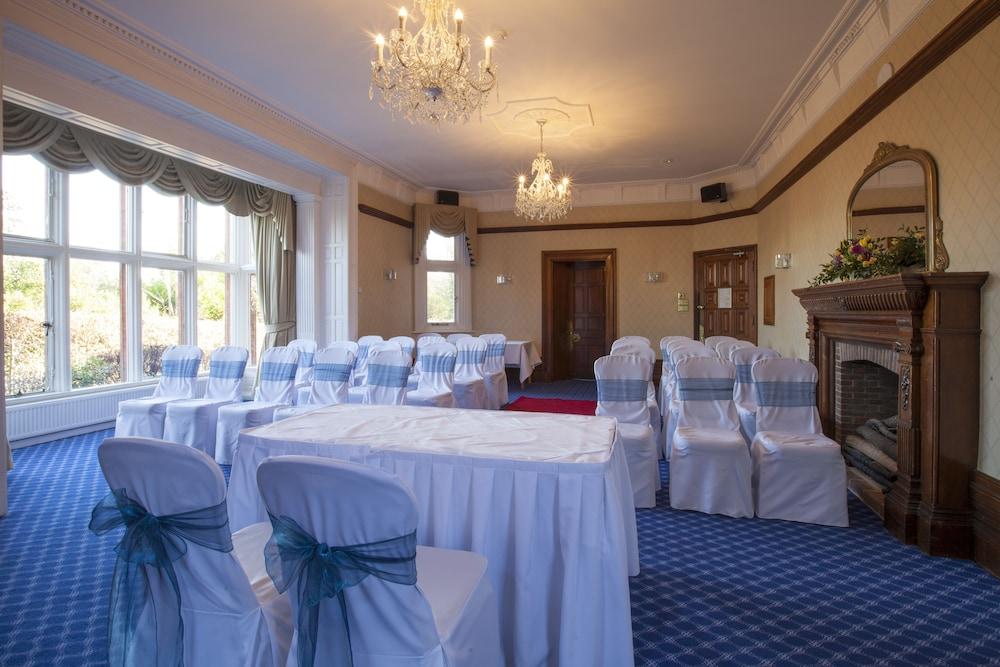 The Birch 3* Haywards Heath
